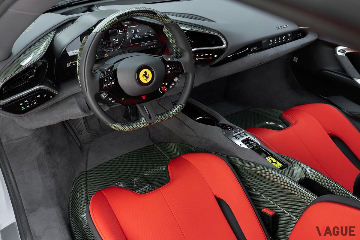 世界初公開されたフェラーリのワンオフモデル新型「SC40」