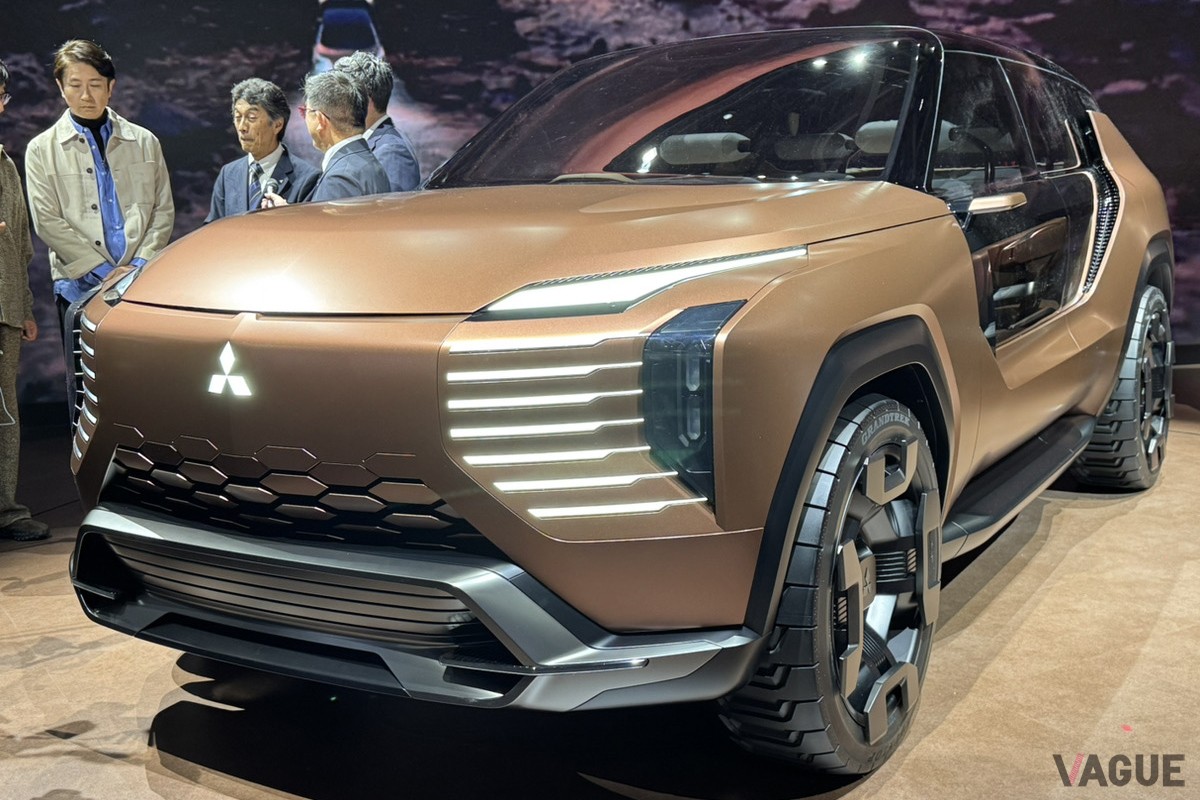 三菱 新型「ミツビシエレバンスコンセプト」