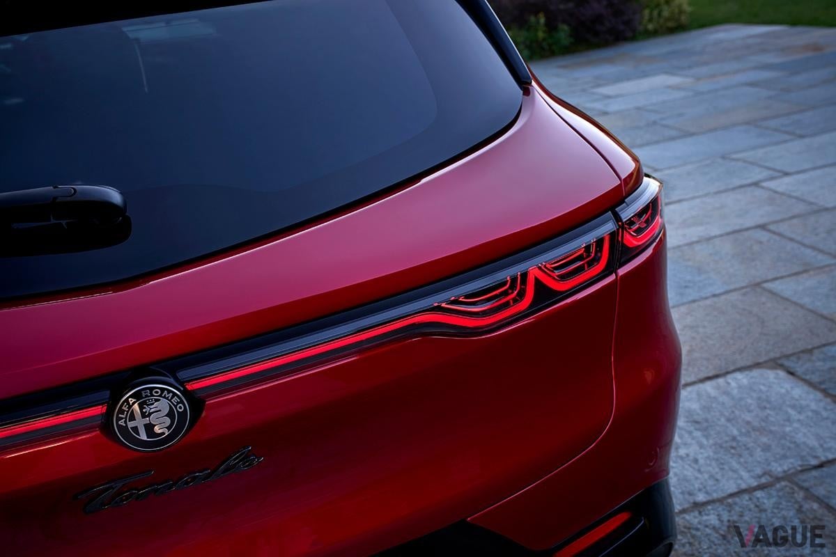 欧州で初公開されたアルファ ロメオ新型「トナーレ」