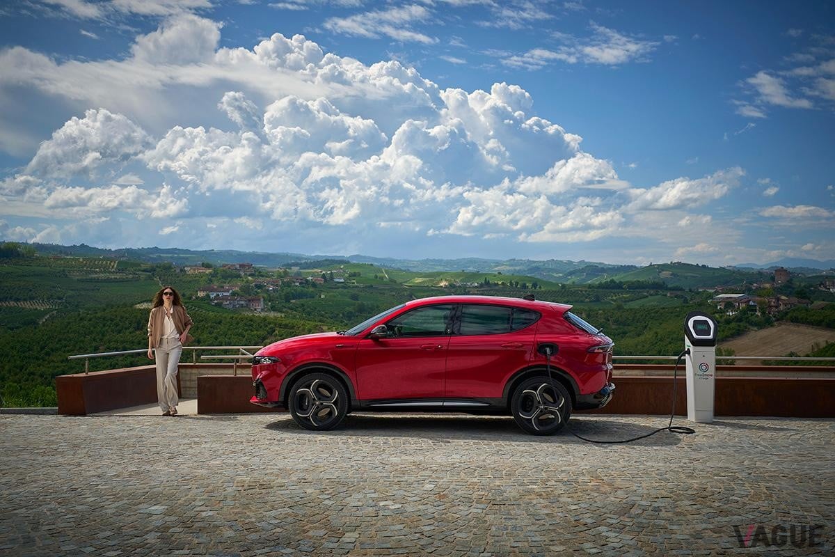 欧州で初公開されたアルファ ロメオ新型「トナーレ」