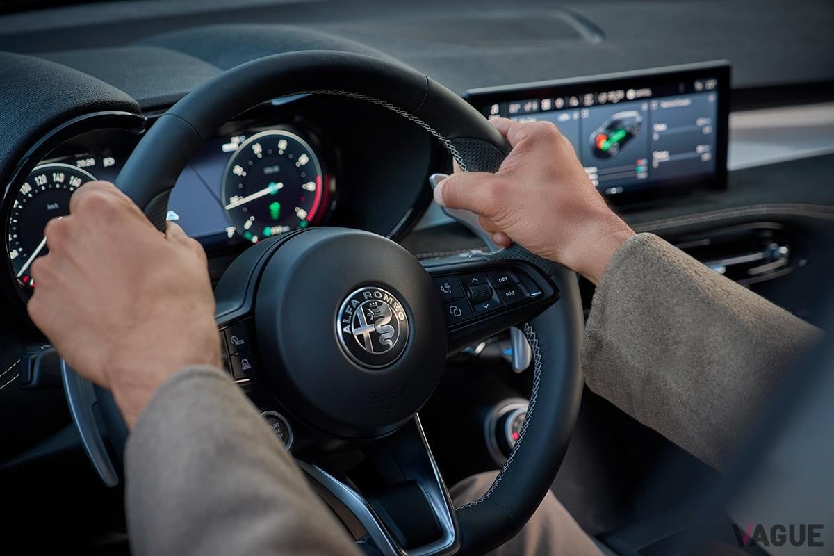 欧州で初公開されたアルファ ロメオ新型「トナーレ」