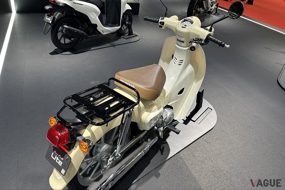 ホンダ「スーパーカブ110ライト」