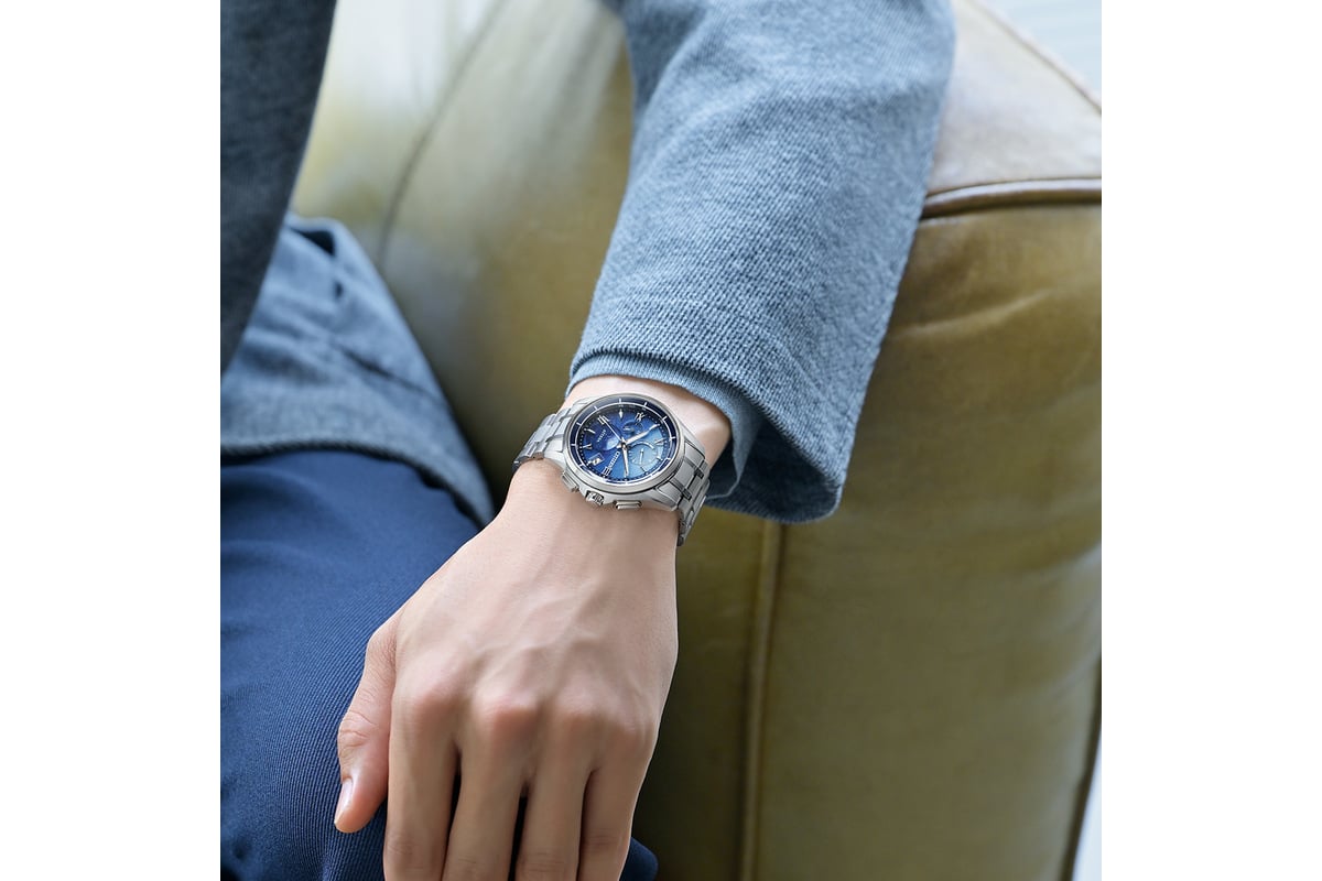 DEAR Collection 2026 BY1000-69Lの着用イメージ。