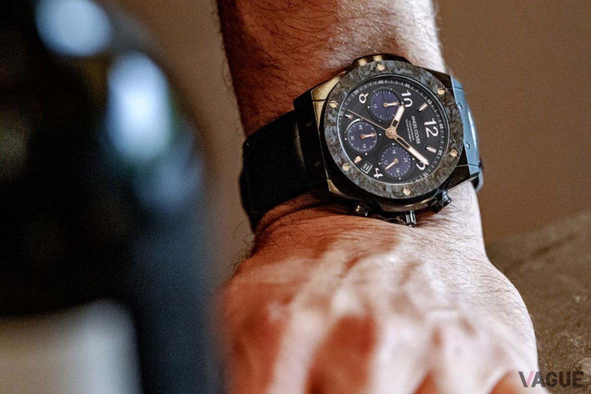 バカラ 無骨なラグスポ風×ソーラーウォッチに「阿波藍染」ストラップを