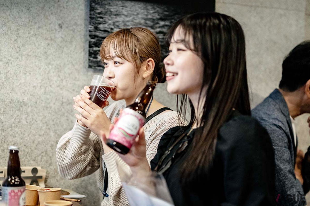 コミュニケーションスペースとなるタップルーム