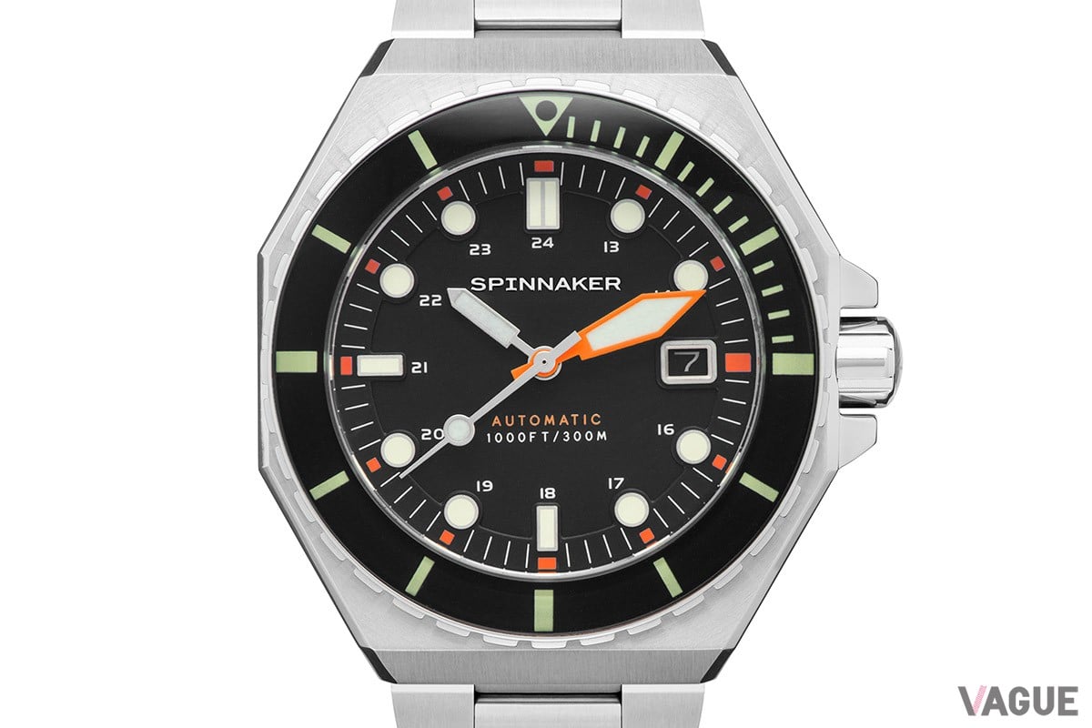 「Classic Black」／べゼルもダイヤルも黒でまとめつつ、オレンジがアクセントに