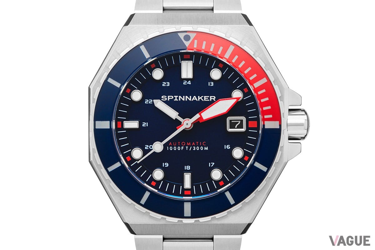 「Soda Blue」／ネイビーと赤のバイカラーでソーダのような爽やかさを表現