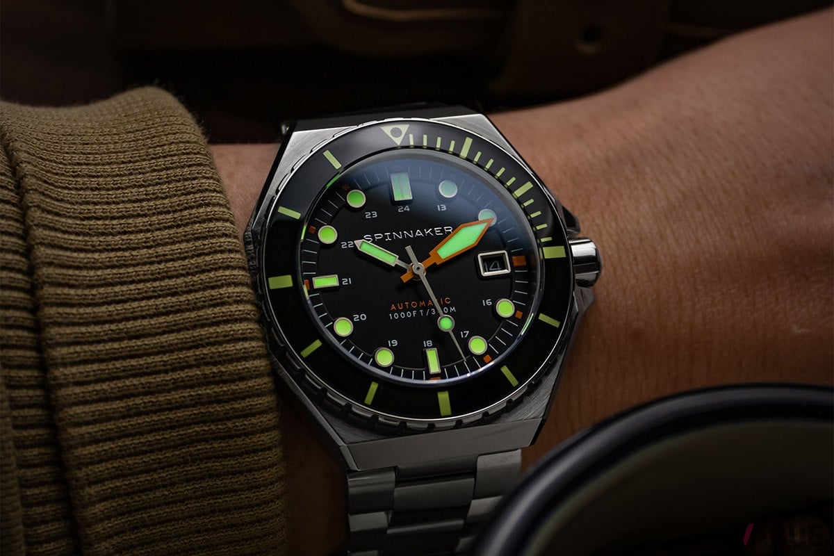 針とインデックスの明確なデザインはスーパールミノバも塗布されいつでも瞬時の視認性を生み出す