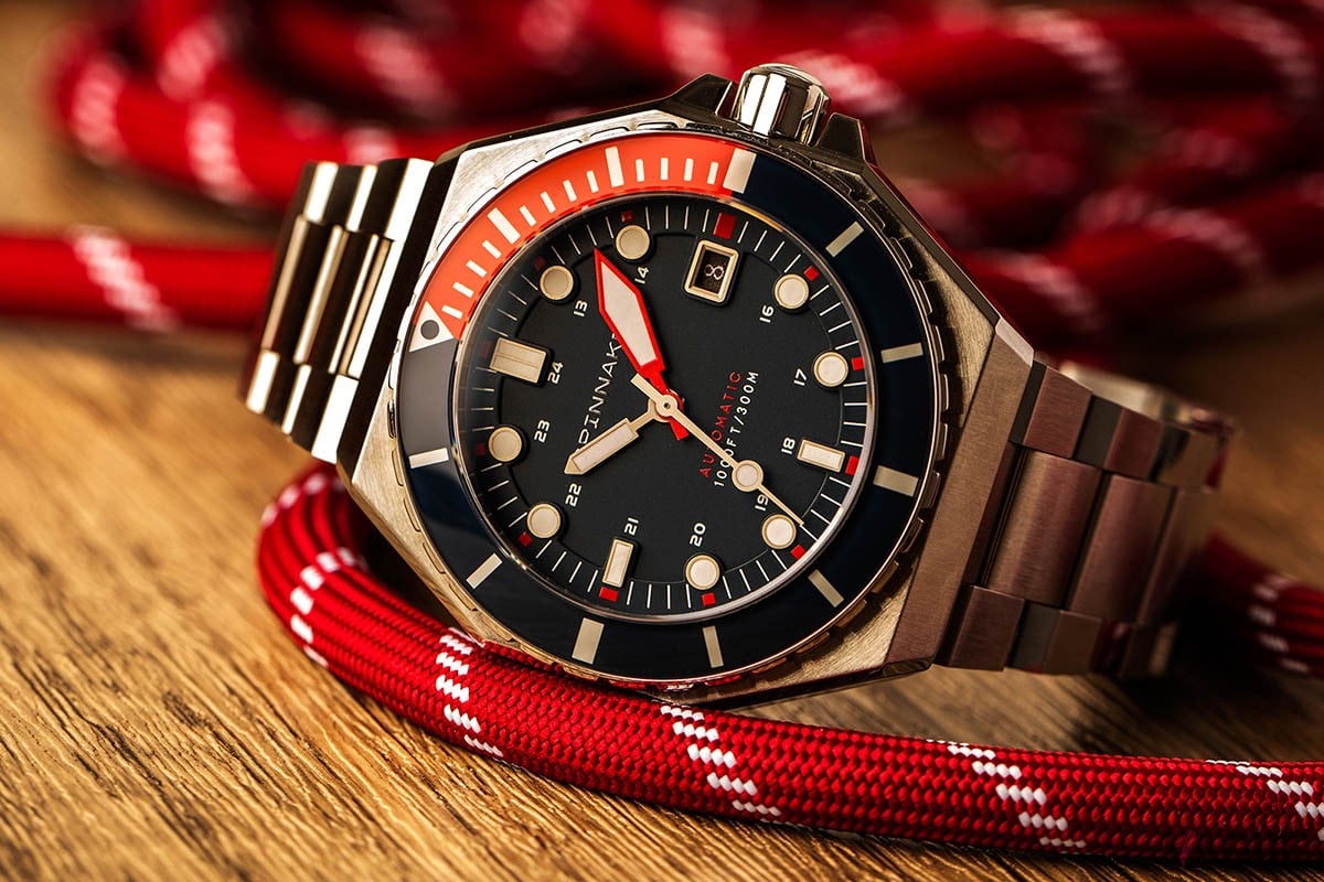 「Soda Blue」はベゼルの15分の目安が色分けされておりダイバーズらしさをさらに感じられる