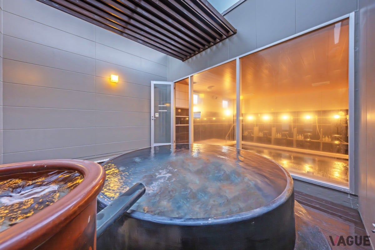 男性用露天風呂