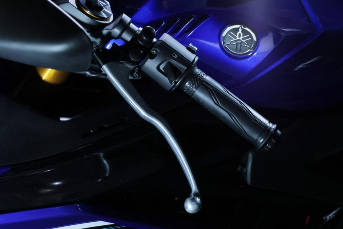 ヤマハ「YZF-R25」