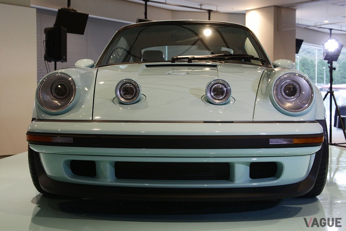 シンガー・ヴィークル・デザインが手がけた「ポルシェ911カレラクーペ リイマジンド バイ シンガー」