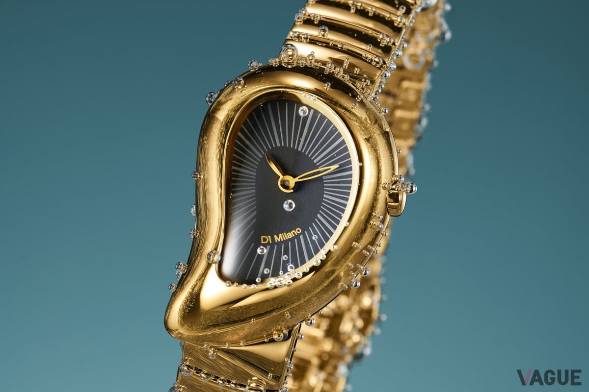 “DROP（雫）”というネーミングの通り、液体が流れ落ちる瞬間をデザインコンセプトにした新コレクション