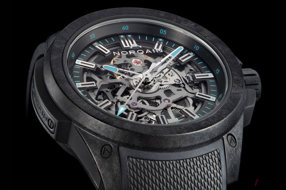 アンスラサイトグレーのショックアブソーバーと、超軽量かつ超高耐久素材であるノルケイン独自の技術“NORTEQ”が重厚な存在感を演出