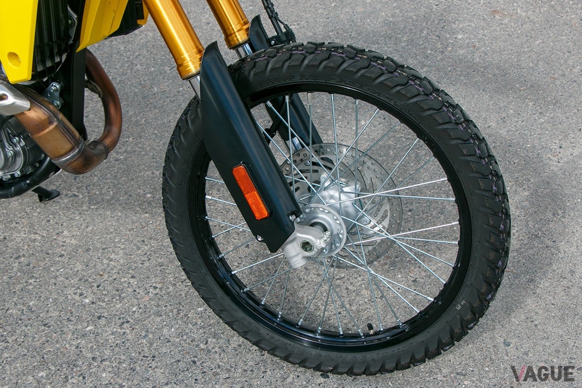 スズキ「DR-Z4S」