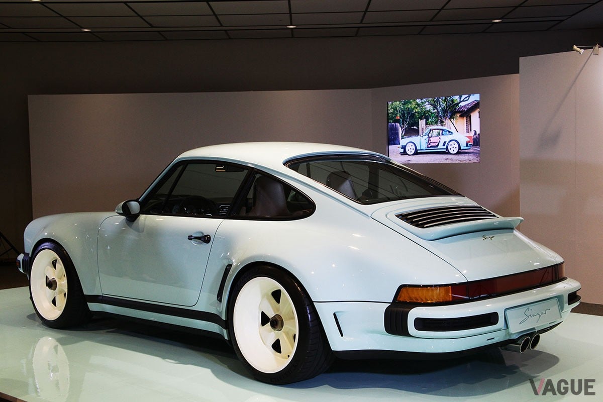 シンガー・ヴィークル・デザインが手がけた「ポルシェ911カレラクーペ リイマジンド バイ シンガー」