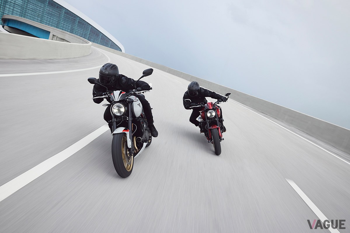 トライアンフの新型ロードスター「トライデント800」