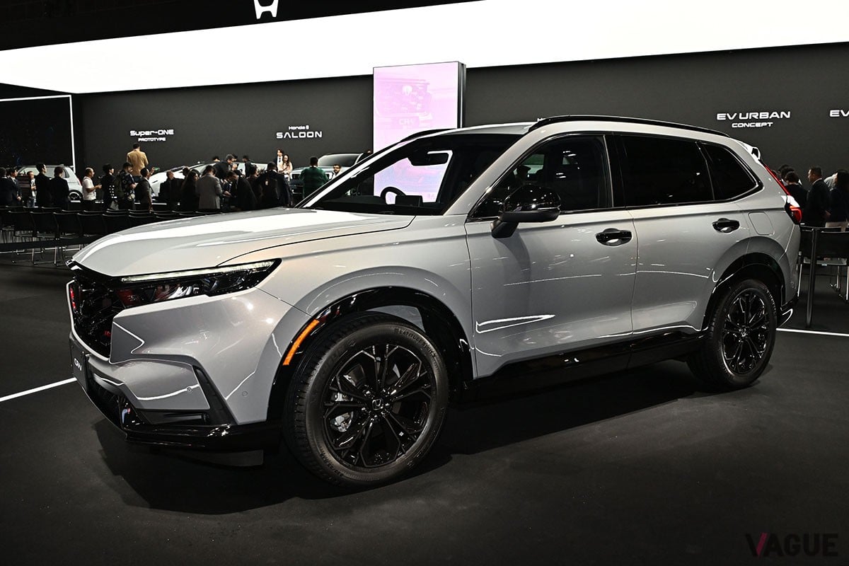 今冬、発売予定のホンダ新型「CR-V e：HEV RS ブラックエディション」