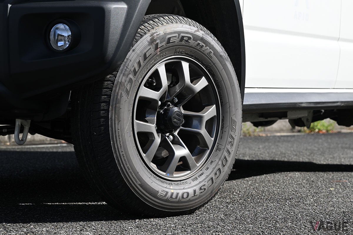 スズキ「ジムニーノマド」