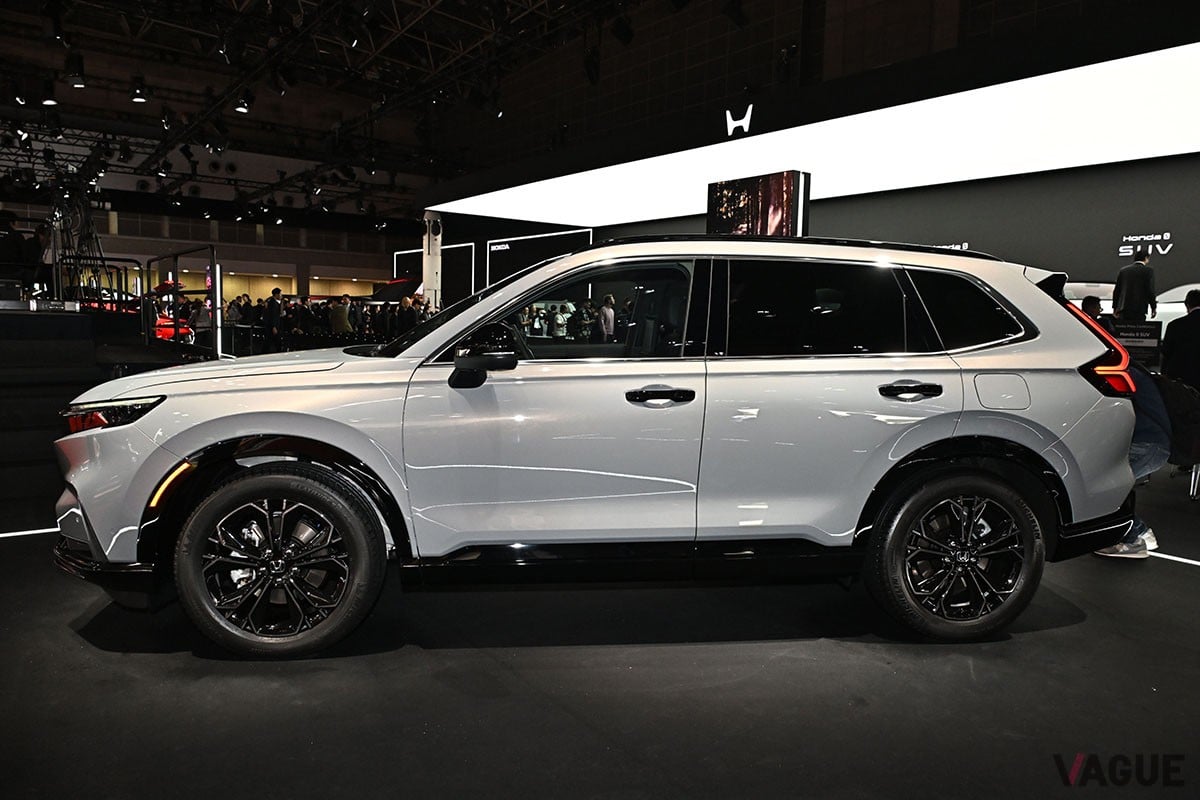 今冬、発売予定のホンダ新型「CR-V e：HEV RS ブラックエディション」