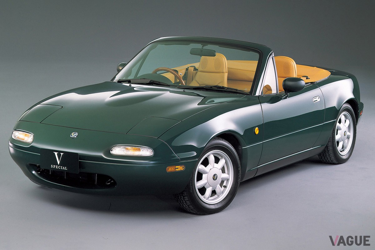 1990年に登場し、クラシカルなスタイルで人気を得た「Vスペシャル」。タンカラーのレザーシートやウッドパーツなどを備える