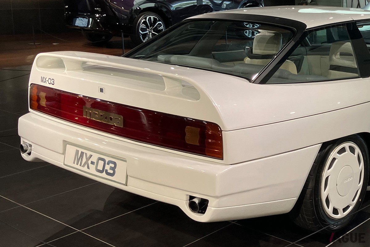 マツダ「MX-03」