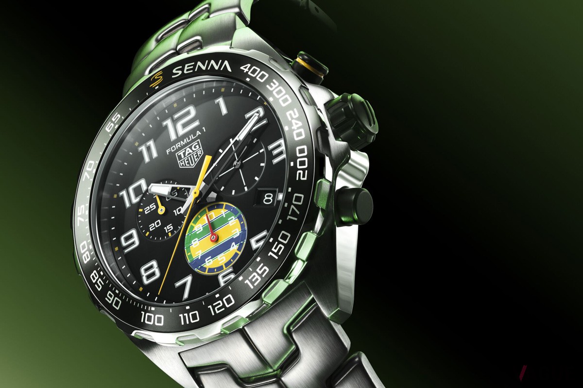 43mmのステンレススティール製ケースにはブラジル国旗のイエローと、グリーンをアクセントにしたブラックサンレイダイヤルを採用