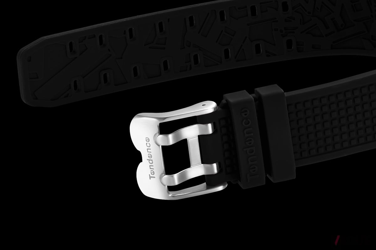 ストラップもキャラクターのイメージに合うカラーで統一