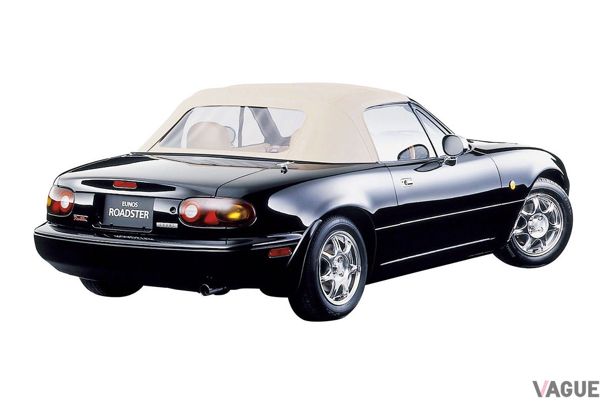1996年、1.8リッター車に設定された「VスペシャルII」。タンカラーのソフトトップが採用された