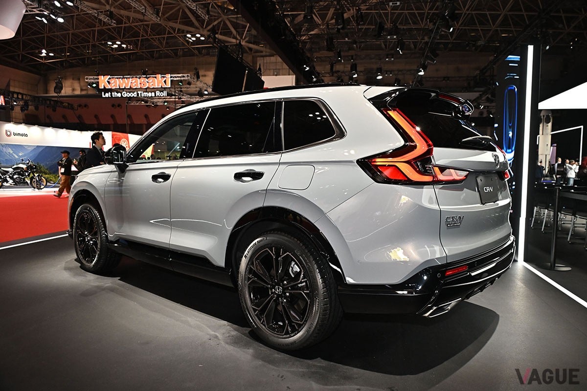 今冬、発売予定のホンダ新型「CR-V e：HEV RS ブラックエディション」