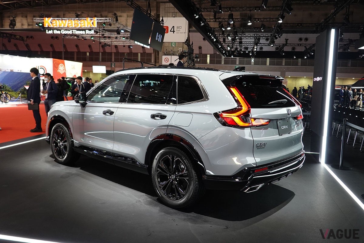 今冬、発売予定のホンダ新型「CR-V e：HEV RS ブラックエディション」