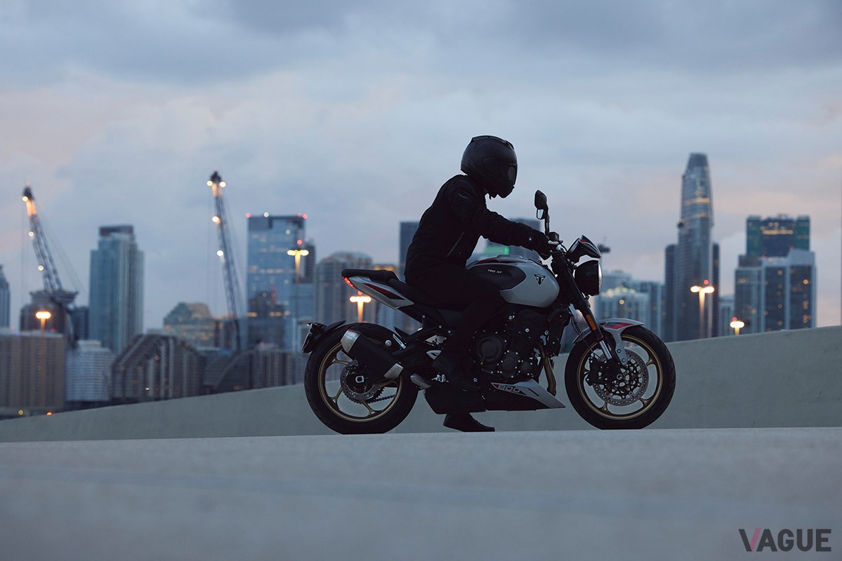 トライアンフの新型ロードスター「トライデント800」