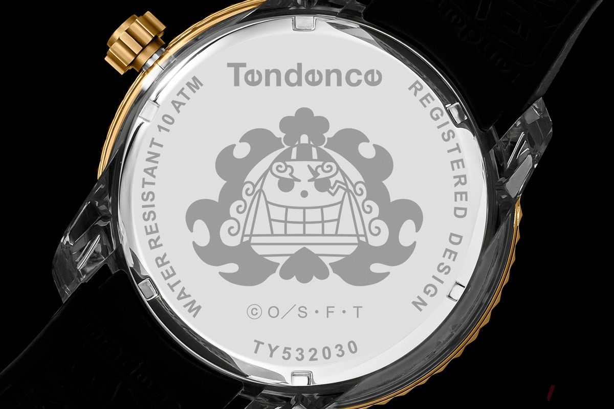 ケースバックのデザインにも注目 