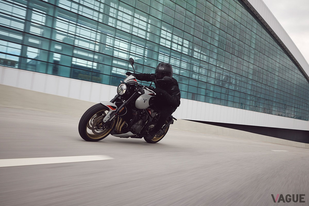 トライアンフの新型ロードスター「トライデント800」