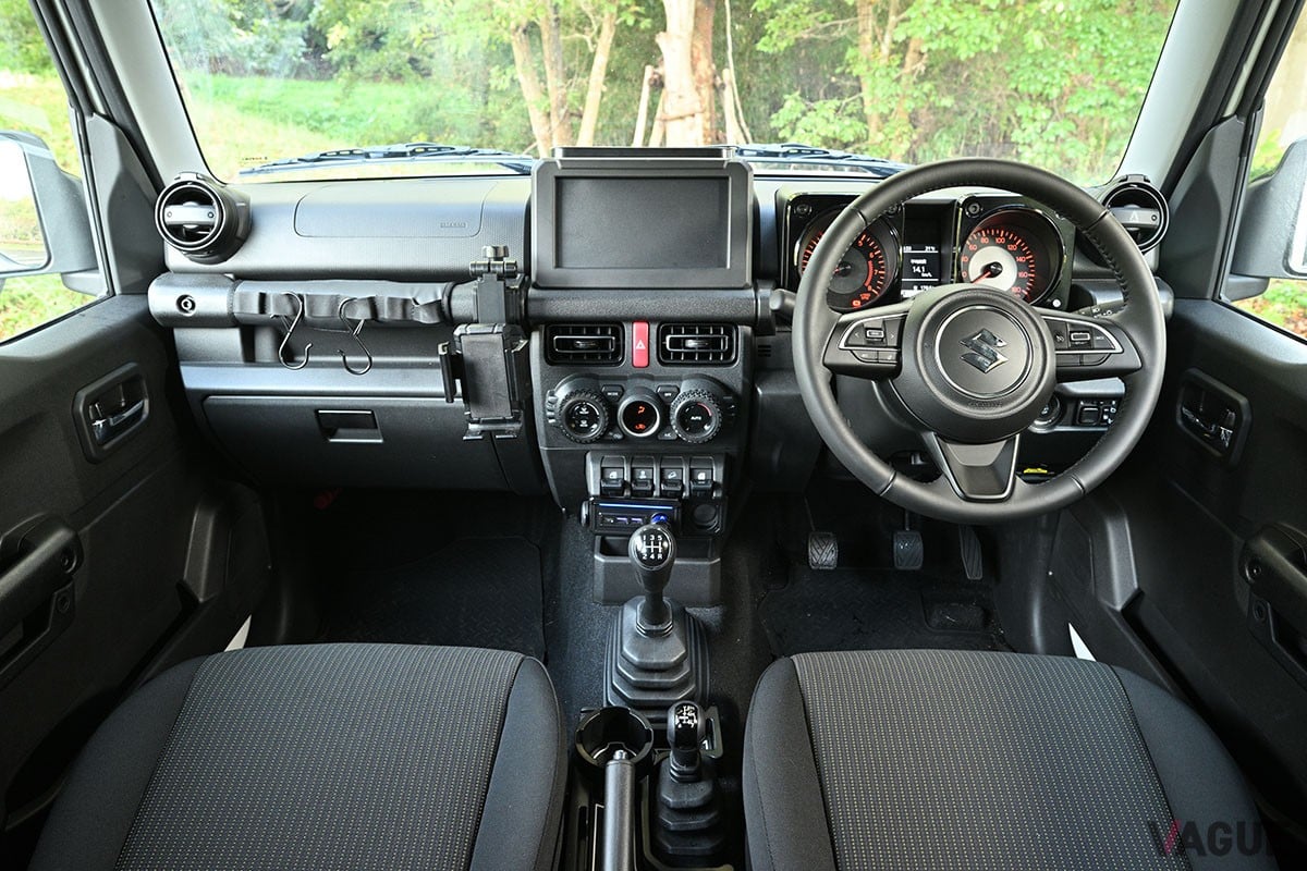 スズキ「ジムニーノマド」