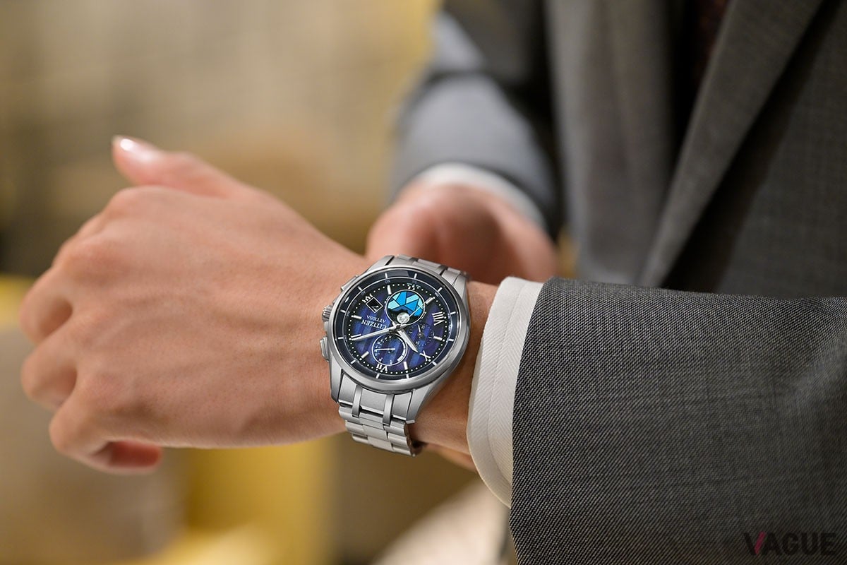 定期的な電池交換や時刻合わせ不要で使えるエコ・ドライブ電波時計はデイリーユースにぴったり。パートナーとのさりげないリンクコーデが楽しめる