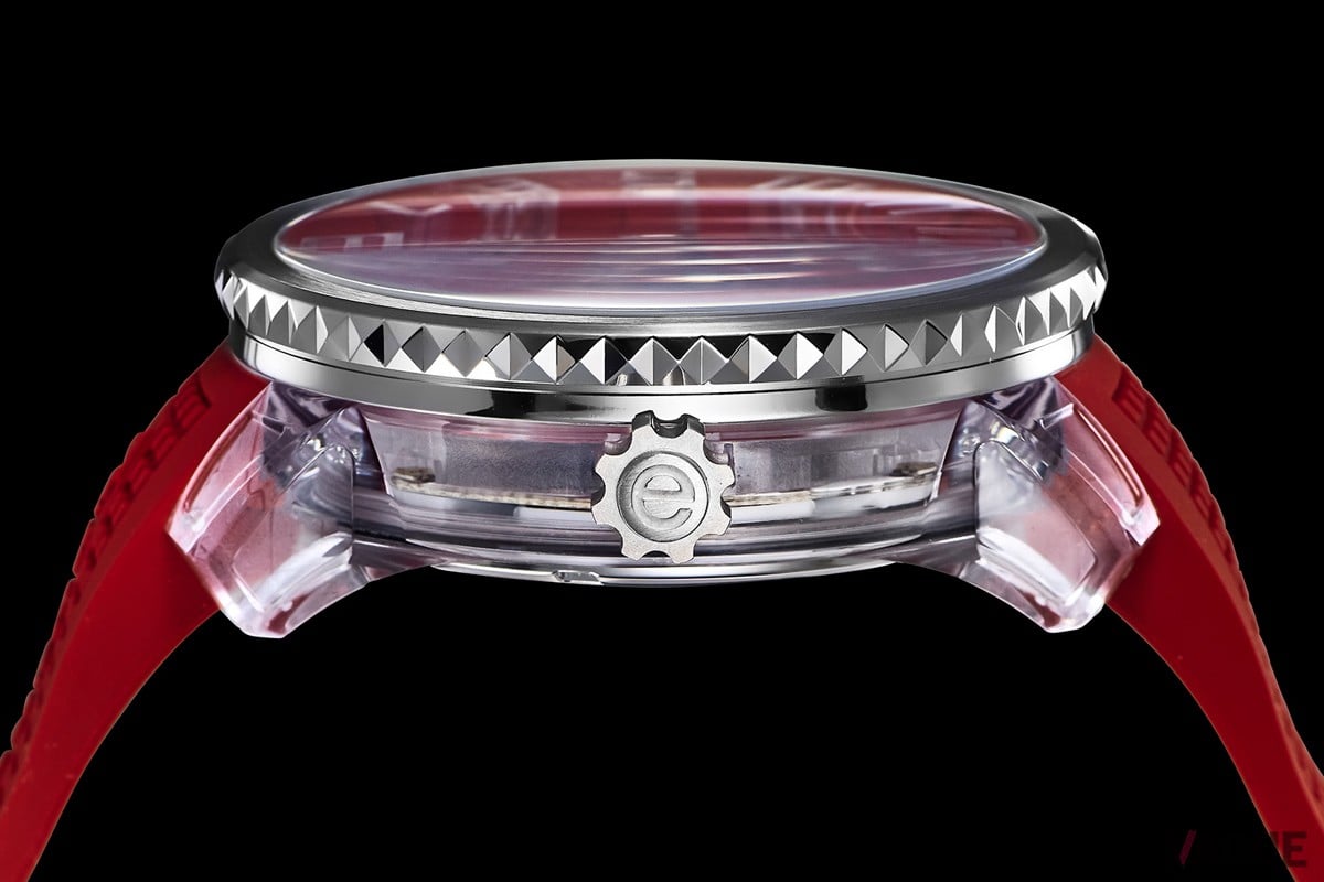 テンデンスらしい大胆なケース