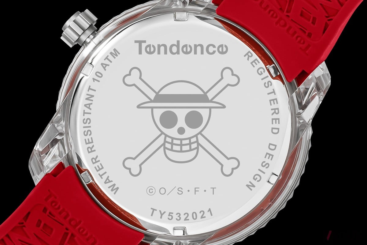 ケースバックのデザインにも注目 