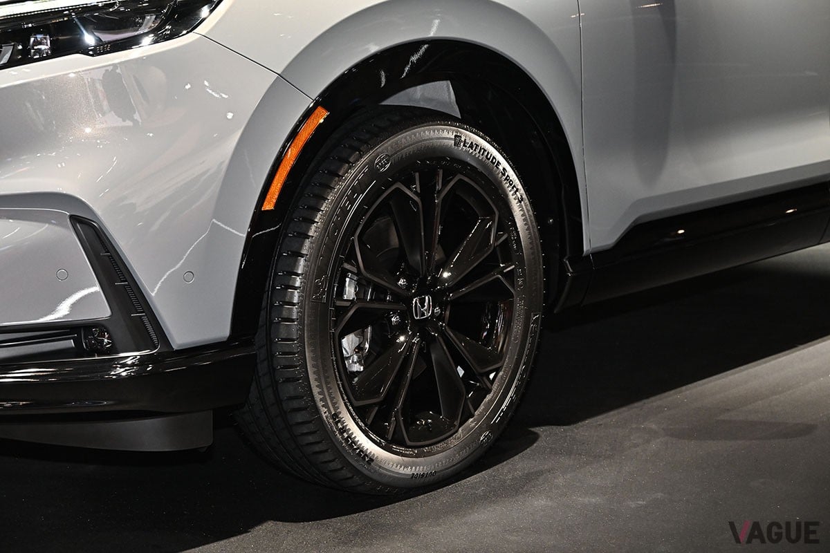 今冬、発売予定のホンダ新型「CR-V e：HEV RS ブラックエディション」