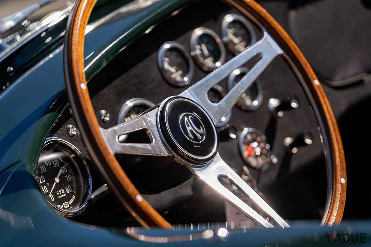 オークションに出品予定の1964年式シェルビー「289コブラ」Motorcar Studios(c)2025　Courtesy of RM Sotheby's
