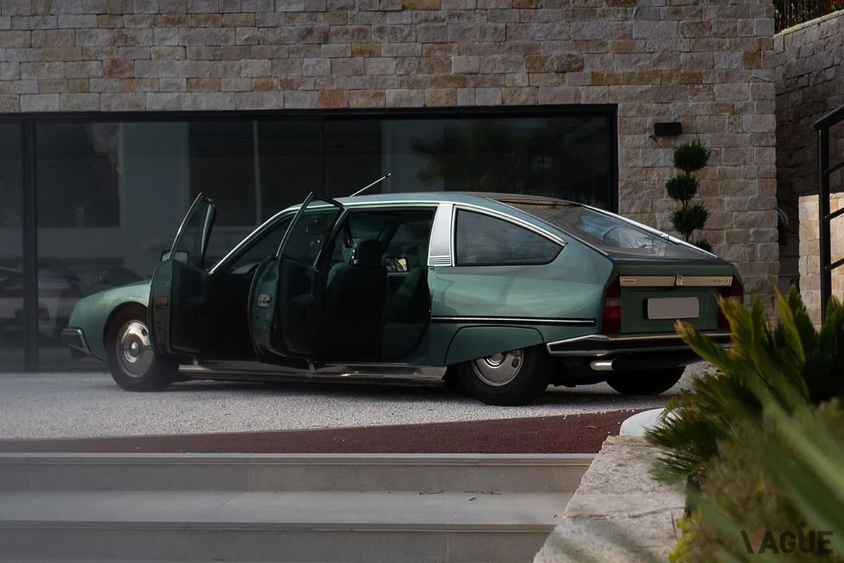 オークションに登場、落札された1981年式シトロエン「CXリムジン」