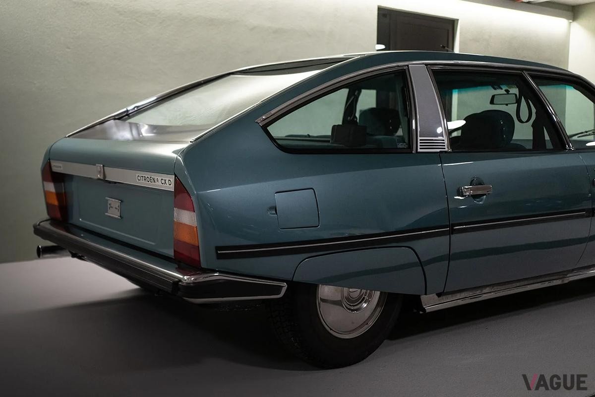 オークションに登場、落札された1981年式シトロエン「CXリムジン」