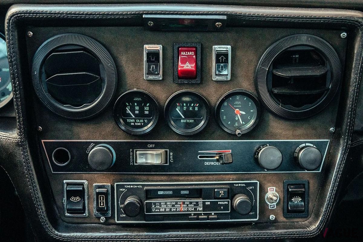 オークションに出品、落札された1983年式マセラティ「カムシン」