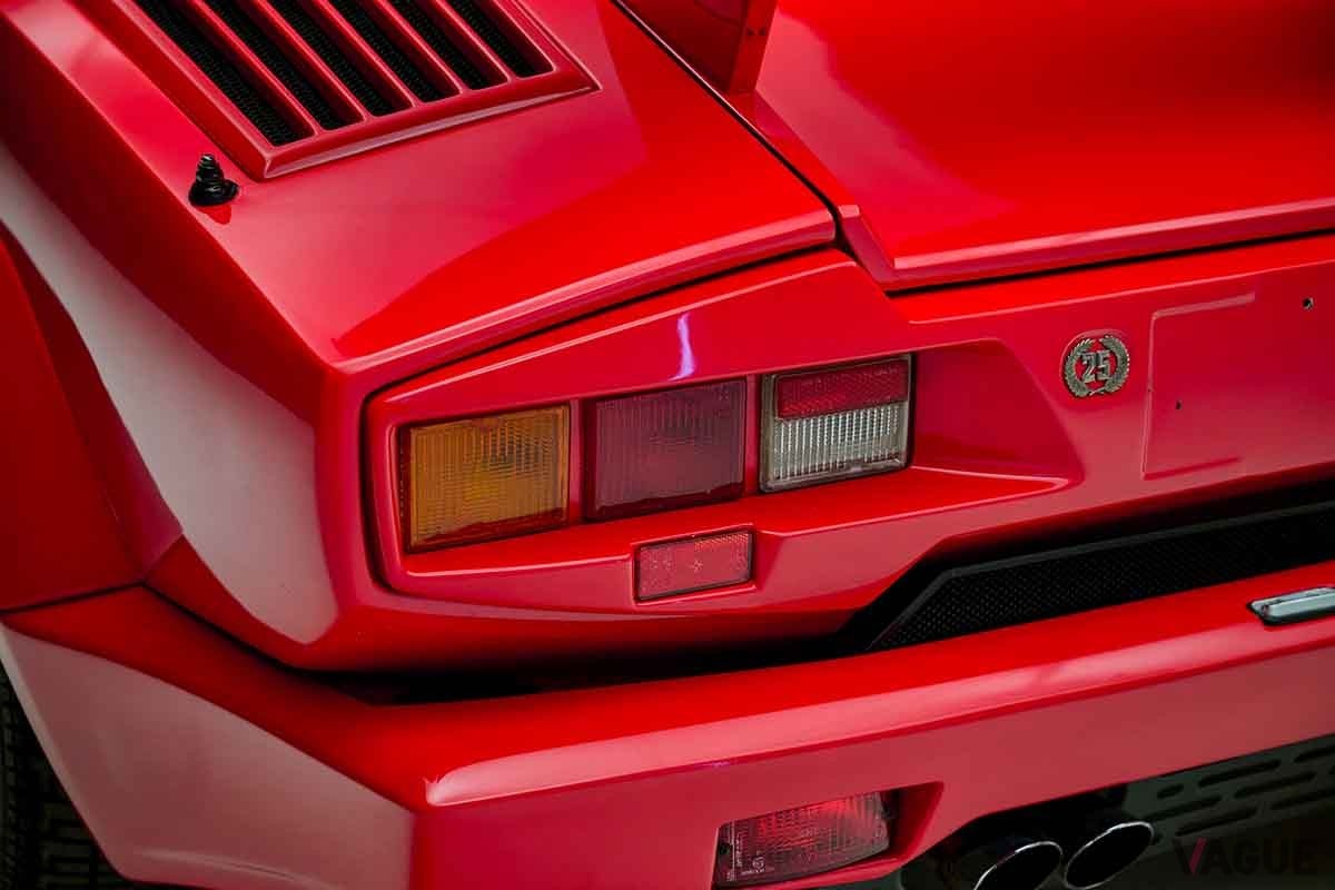 令和のいま「憧れのスーパーカー」はいくらで買える？ 走行距離は1万