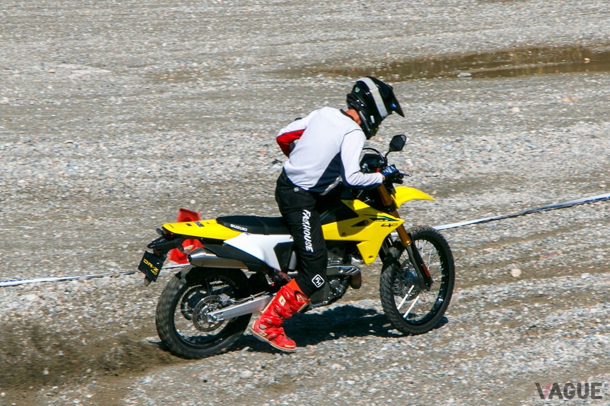 スズキ「DR-Z4S」