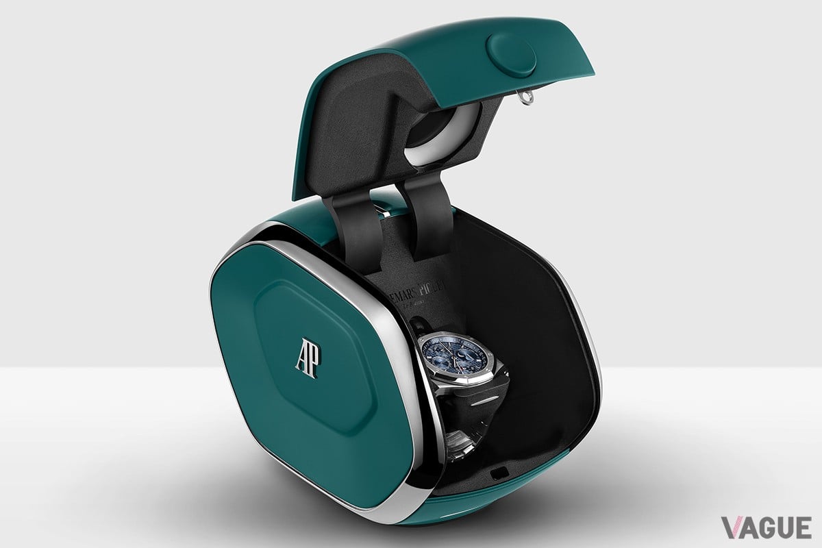 ボックス内に時計をセットして蓋を閉めると自動でシステムが作動。カメラが捉えた視覚データをAIが解析し、りゅうずを物理的に操作する