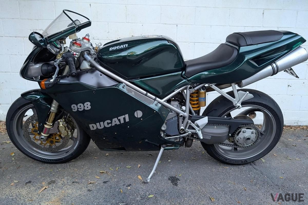 米国オークションに出品、落札された2004年式ドゥカティ「998マトリックス」