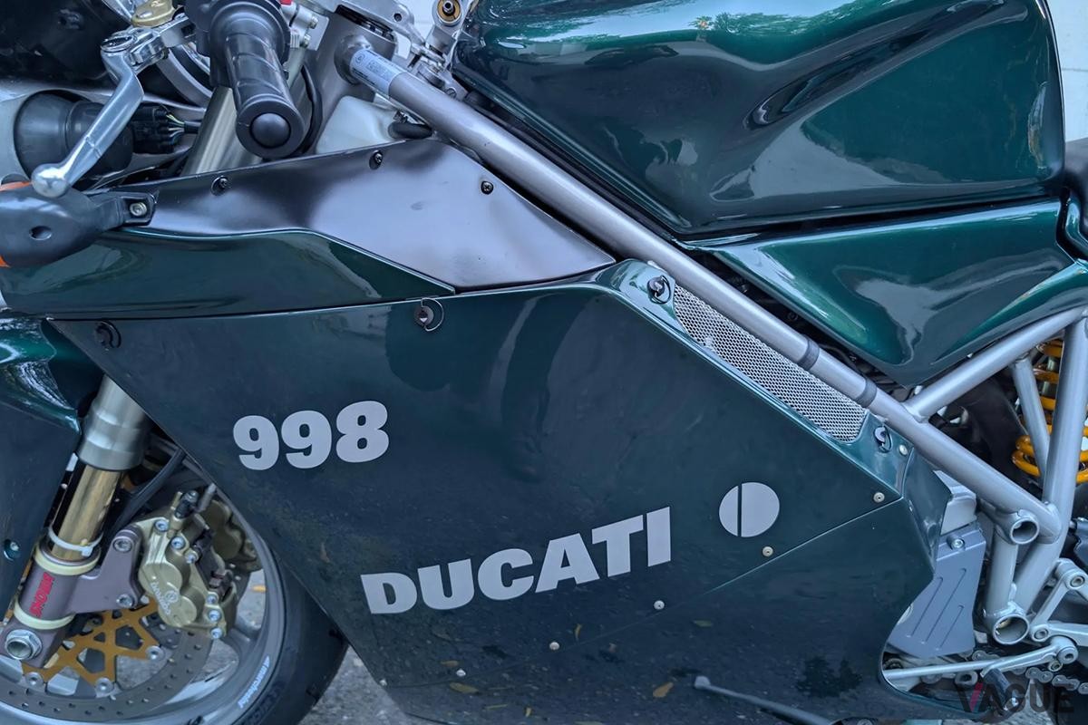 米国オークションに出品、落札された2004年式ドゥカティ「998マトリックス」