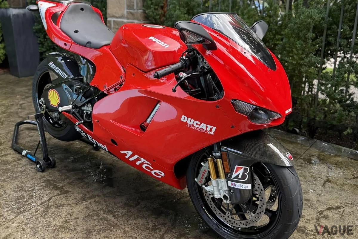 米国オークションに出品、落札された2008年式ドゥカティ「デスモセディチRR」