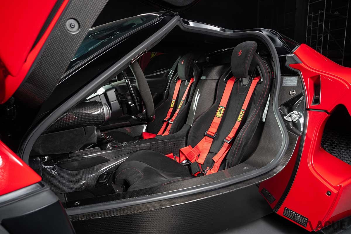 オークションに出品予定の2014年式フェラーリ「ラ・フェラーリ」Abdulla Jaafari(c)2025 Courtesy of RM Sotheby's